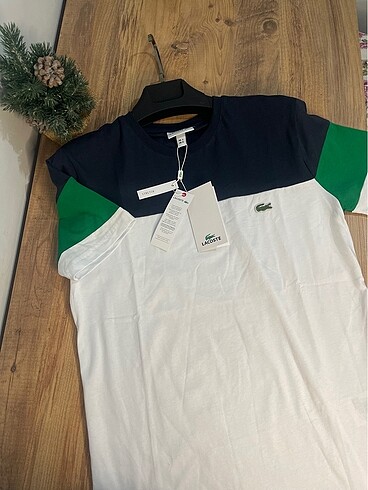 m Beden siyah Renk Lacoste thsirt