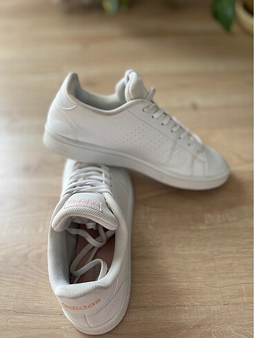 Adidas sneaker