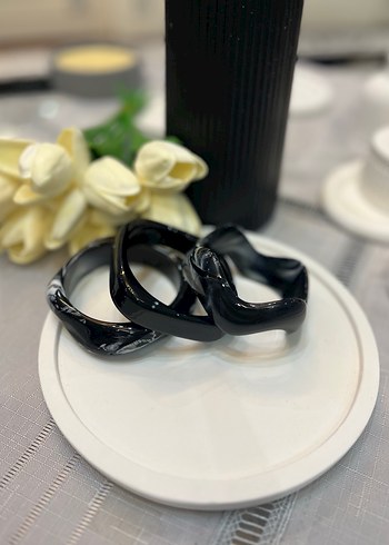 Siyah bileklik - Görsel 3