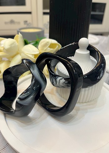 Siyah bileklik - Görsel 4