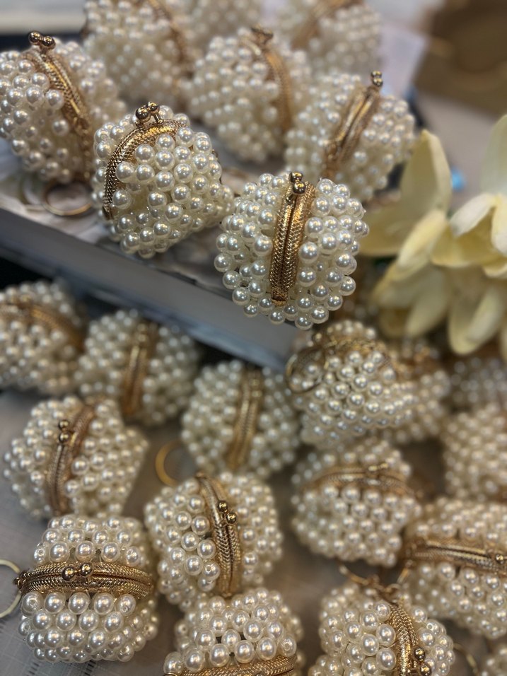 İnci İşlemeli Beyaz Örgü Kadın Çanta - Görsel 4