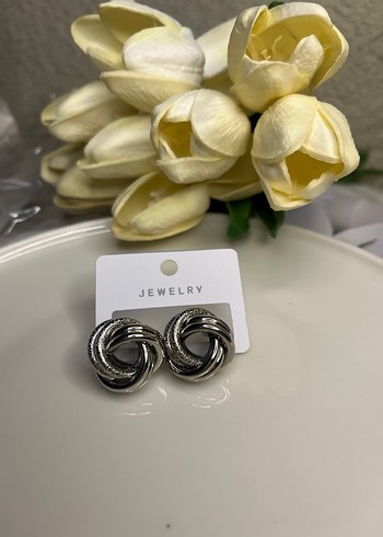 Klasik Gri Mini Küpeler - Görsel 2