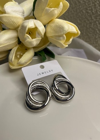 Gri Tokalı Küpeler - Görsel 3