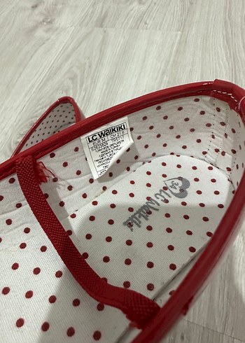 Kız Çocuk Kırmızı Tokalı Babet - Görsel 2