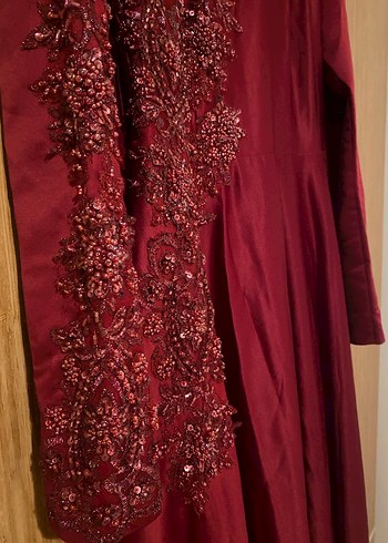 Bordo Nakışlı Uzun Kollu Kadın Abiye - Görsel 3