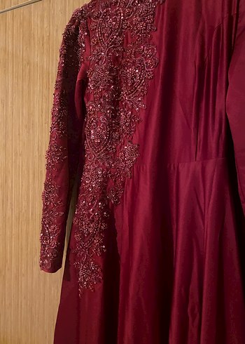 Bordo Nakışlı Uzun Kollu Kadın Abiye - Görsel 4