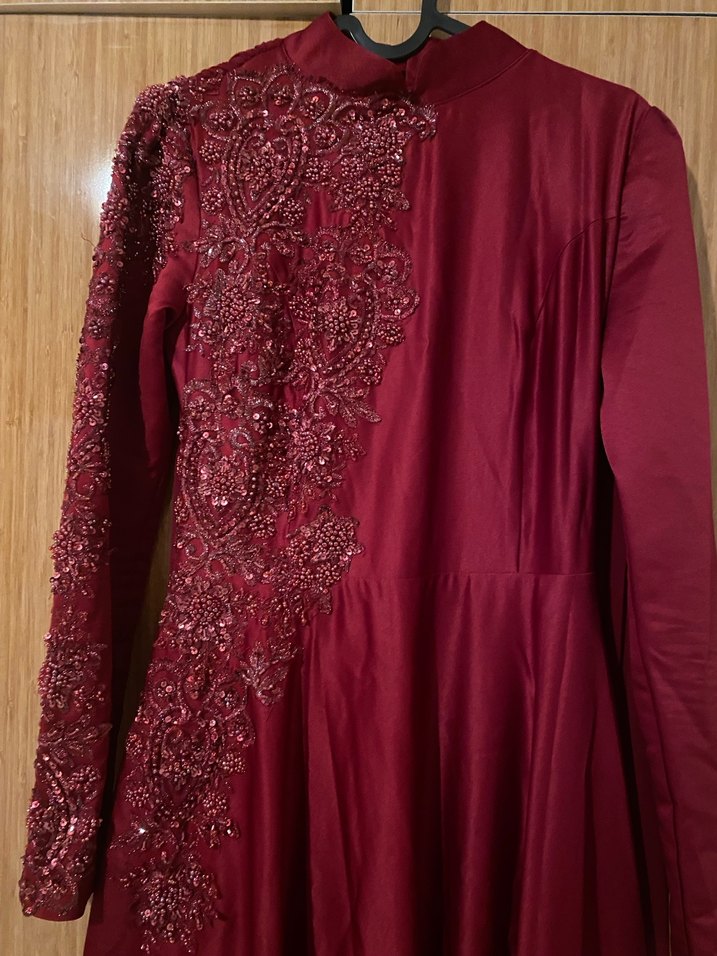 Bordo Nakışlı Uzun Kollu Kadın Abiye - Görsel 2