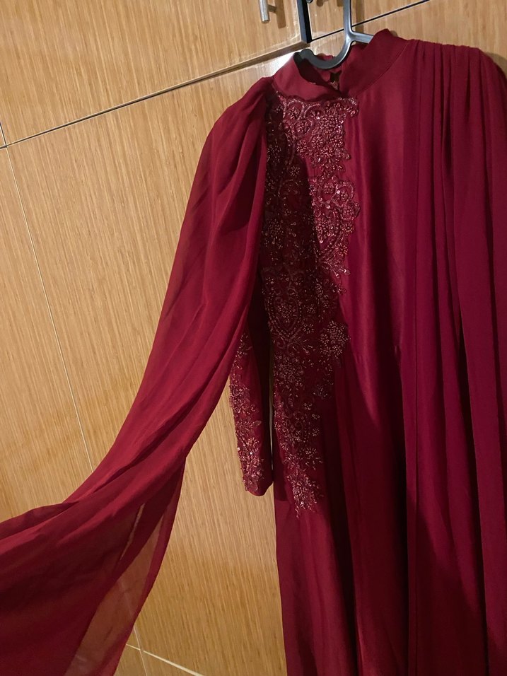 Bordo Nakışlı Uzun Kollu Kadın Abiye - Görsel 5