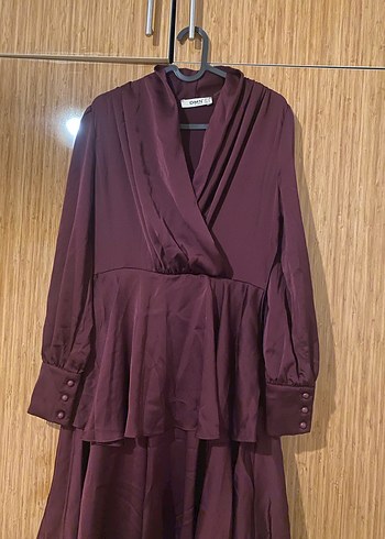s Beden bordo Renk Bordo Uzun Kollu Fırfırlı Uzun Elbise