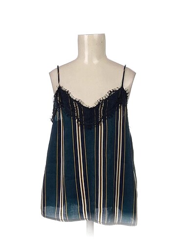 Bershka Mini Üst %70 İndirimli.