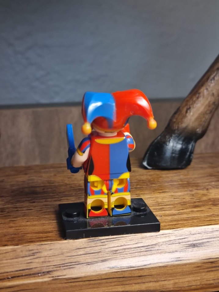 Renkli Joker Kostümlü Lego Figürü - Görsel 3
