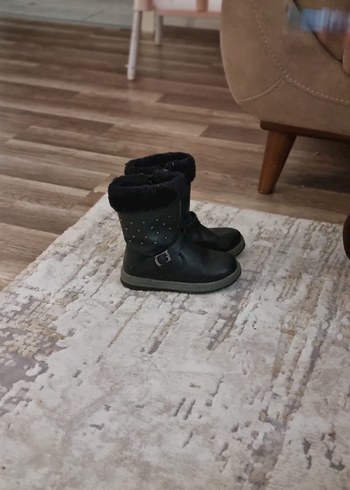 Kız Çocuk Siyah Tokalı Kauçuk Bot - Görsel 2