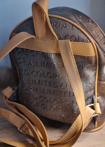 Kahverengi Deri Kadın Sırt Çantası - Görsel 3