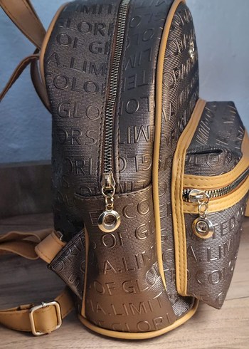 Kahverengi Deri Kadın Sırt Çantası - Görsel 2