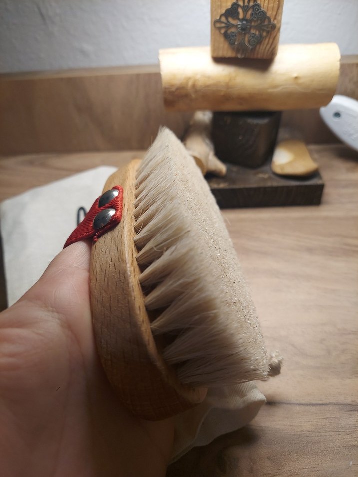 Bej Ahşap Saplı at kılı fırça - Görsel 3