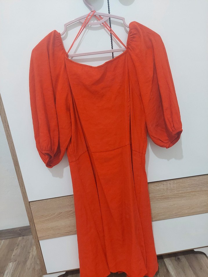 Düğmeli Kırmızı V Yaka Midi Keten Elbise - Görsel 4