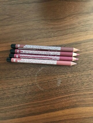 Farmasi lip linear