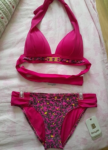 Sıfır bikini mayo