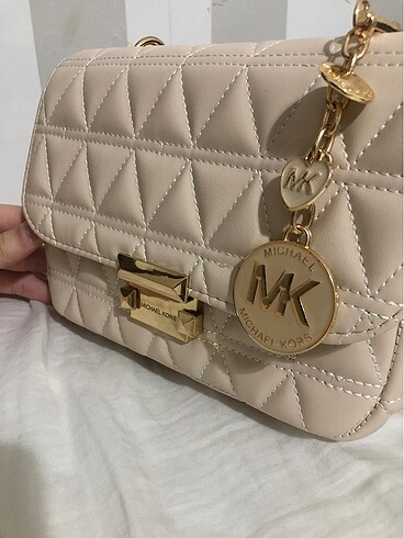 A kalite michael kors