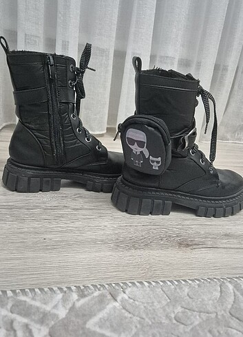 Çocuk bot