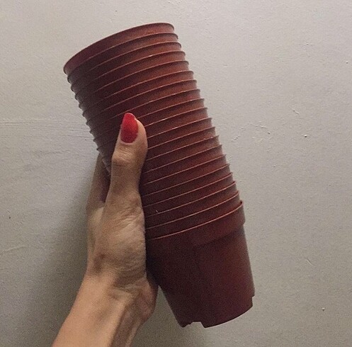 6/8cm Plastik Saksı 20 adet
