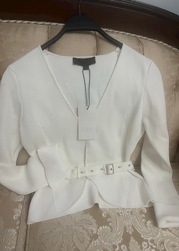 Zara beyaz Kemerli V Yakalı Kadın Ceket - Görsel 2