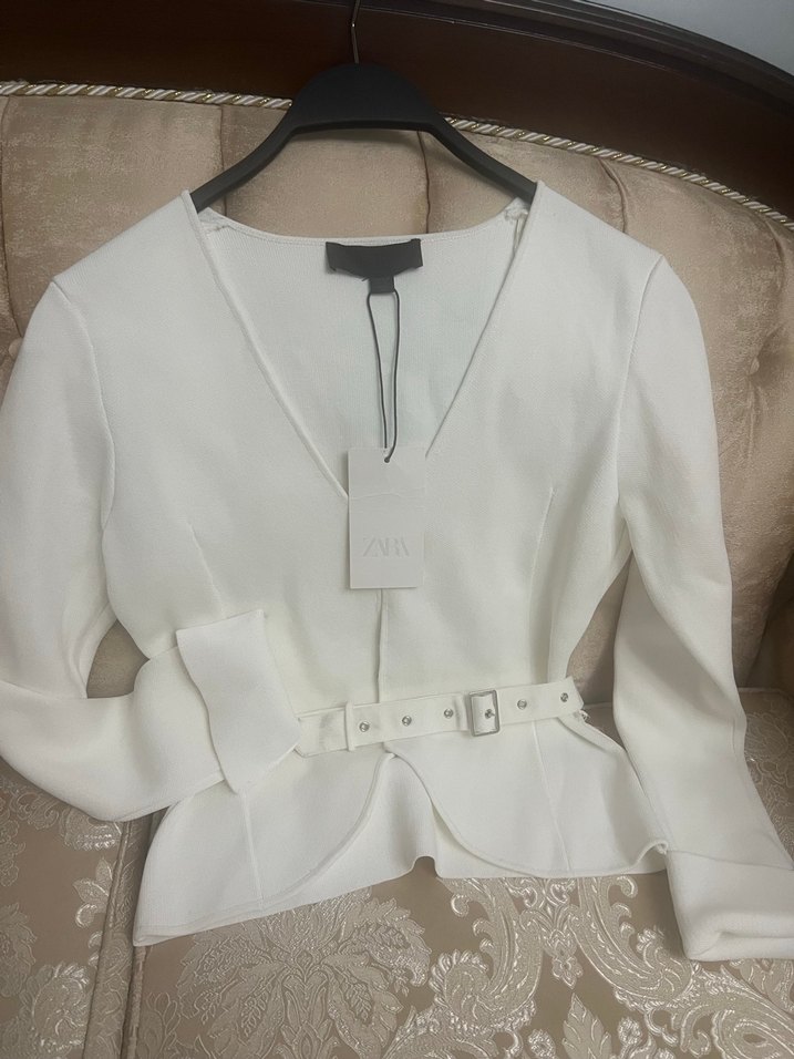 Zara beyaz Kemerli V Yakalı Kadın Ceket - Görsel 2