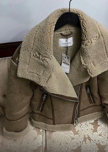 Stradivarıus Süet Kürklü Kadın Ceket - Görsel 3