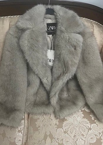 Zara Gri Kısa Peluş Kürk Ceket - Görsel 2