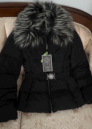 Guess Siyah Kürklü Kadın Kışlık Mont - Görsel 4