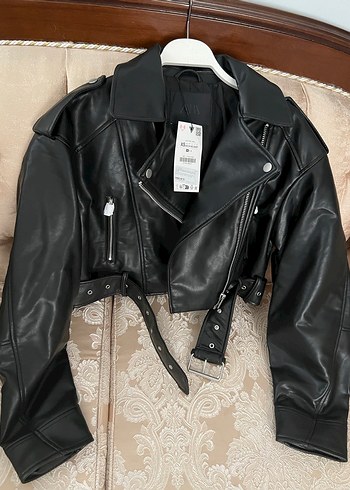 Zara Siyah Deri Kemerli Mini Biker Ceket - Görsel 2