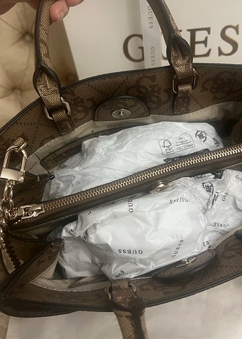 Guess Baskılı Kahverengi Deri Kadın Çanta - Görsel 4