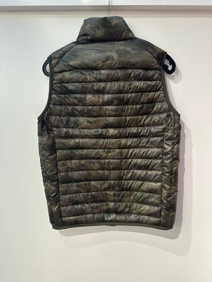 Kadın Kamuflaj Desenli Kolsuz Şişme Yelek - Görsel 3