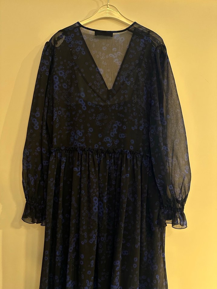 Lacivert V Yaka Pilili Uzun Elbise - Görsel 4