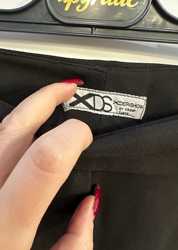 Kadın Siyah Mini Kumaş Pantolon - Görsel 2