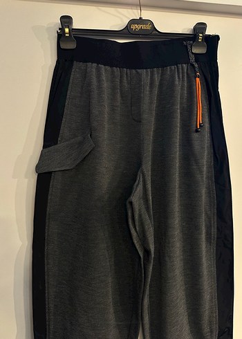 Gri Kemerli Kısa Kadın Kumaş Pantolon - Görsel 4