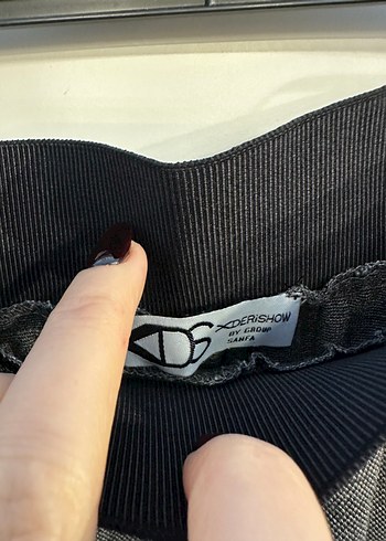 Gri Kemerli Kısa Kadın Kumaş Pantolon - Görsel 5