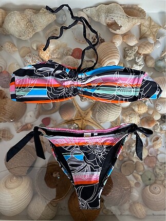 Renkli bikini