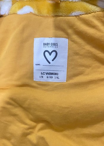 Sarı Kapüşonlu Puantiyeli Kız Çocuk Ceketi - Görsel 3