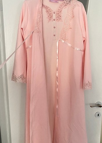 Pembe Nakışlı V Yaka Hamile Gecelik - Görsel 4