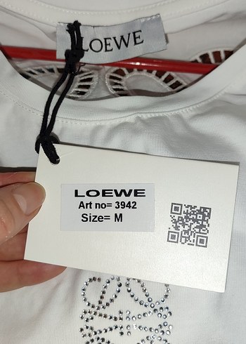 Beyaz Sırt ve Ön Taş Detaylı Kadın Tshirt - Görsel 4