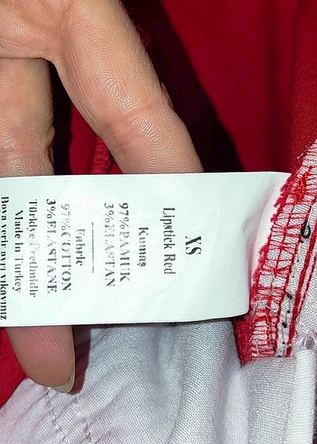 Kırmızı Yırtık Pantolon - Görsel 8