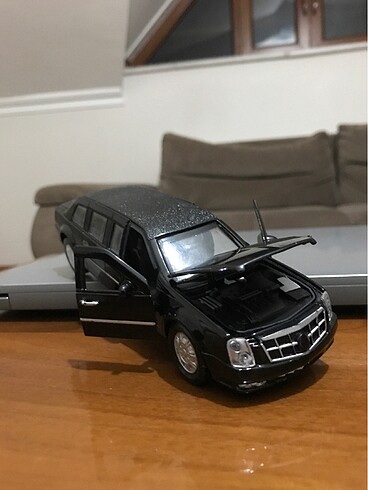 Beden Renk Metal araba cadillac