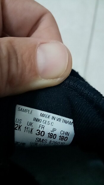 30 Beden Adidas çocuk ayakkabı