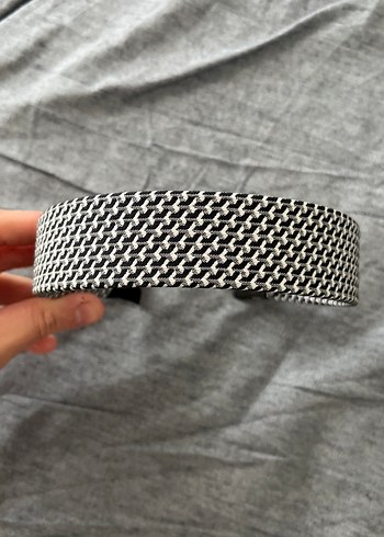 Diğer Gri Zincir Detaylı Metal Taç