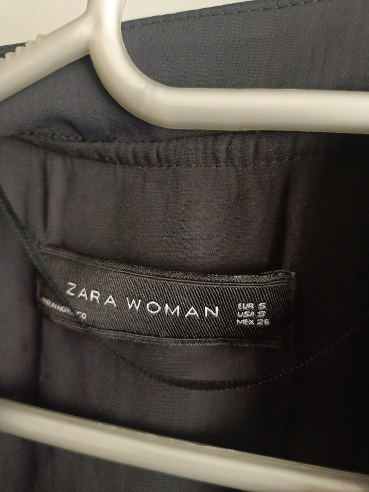 Zara .Siyah Midi Boy Fermuarlı Kadın Yelek - Görsel 4