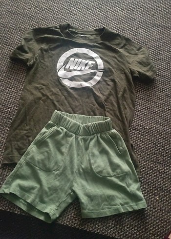 Nike Erkek Kısa Kollu Pamuklu Takım