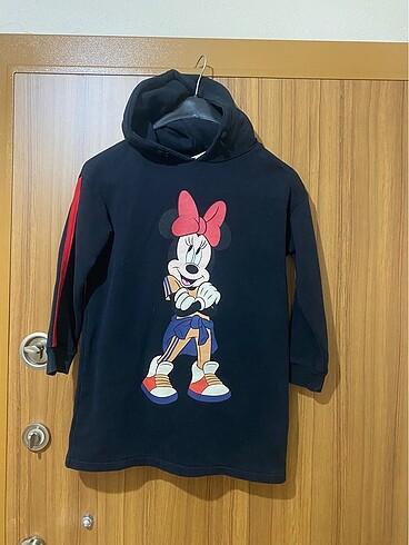 Zara sweat