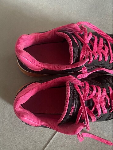 38,5 Beden Nike spor ayakkabı