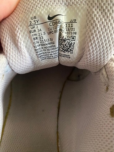 34 Beden beyaz Renk Nike aır max